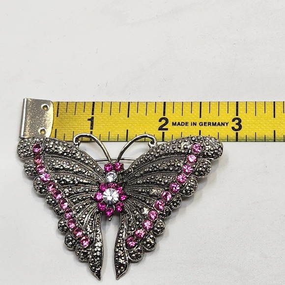 Butterfly Silver Tone Pink Clear Rhinestone Brooch Statement Insect Bug Jewelry - Picture 4 of 5
